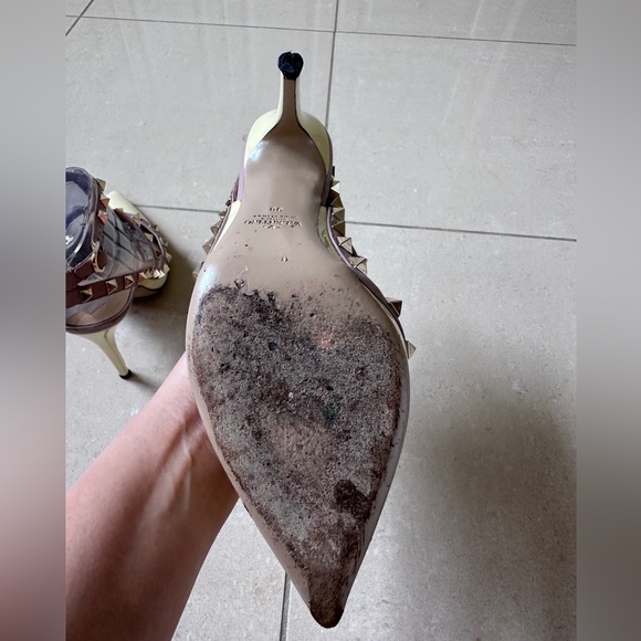 Valentino Rockstud Ankle Strap Pump Size 38 (7.5 fitting) - Picture 8 of 15